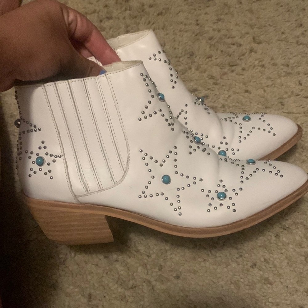 Chinese laundry western booties